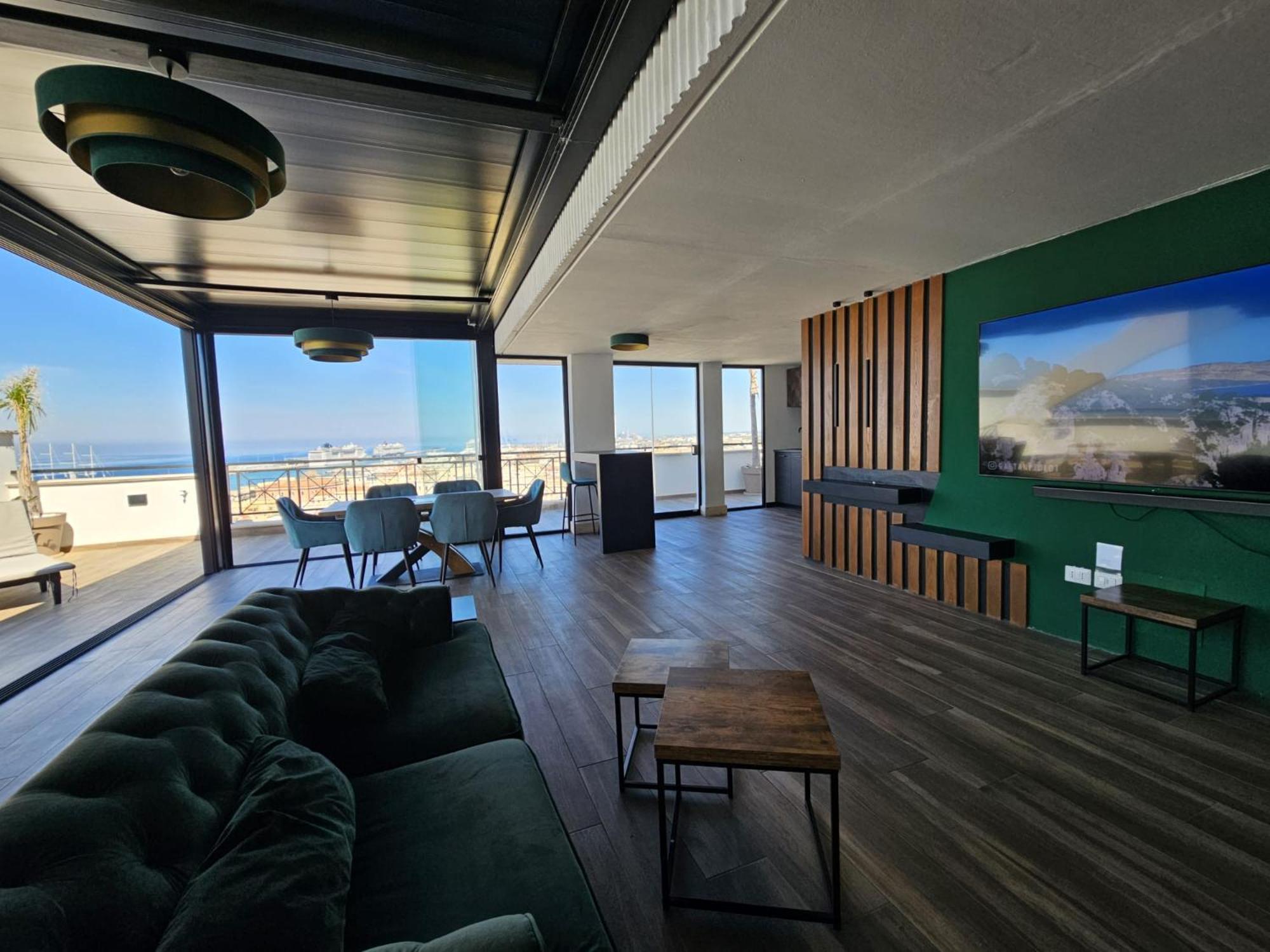 Be Your Home - Tower Beach Suite Civitavecchia Bagian luar foto